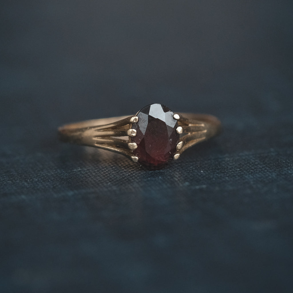 17. 1984 Grooved Garnet Ring - Lost Owl Jewelry