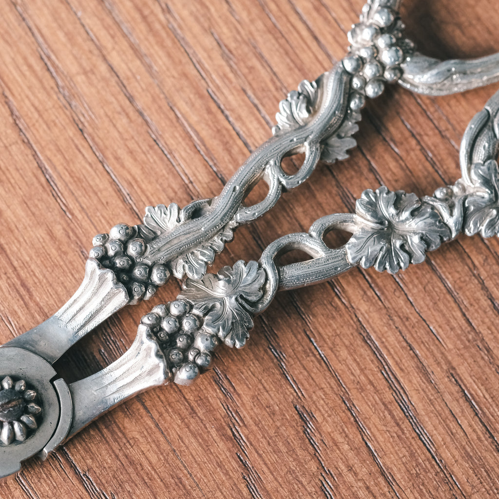 1813 Silver Grape Scissors - Lost Owl Jewelry