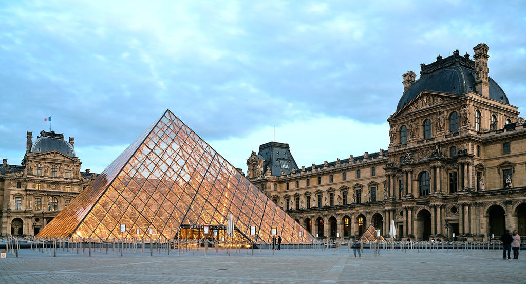 The Louvre Heist; And 8 Jewellery Robberies That Shook The World - Lost Owl Jewelry
