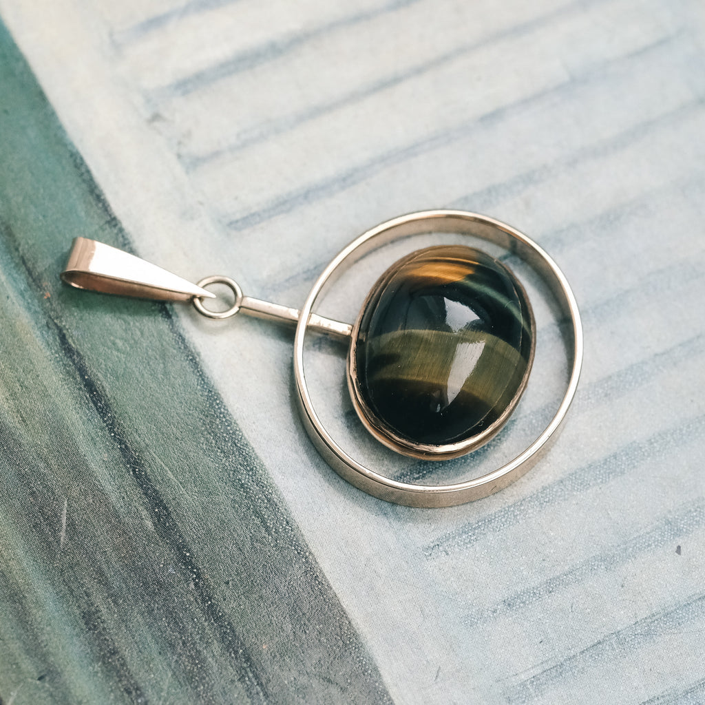 1950s Hawk's Eye Halo Pendant - Lost Owl Jewelry