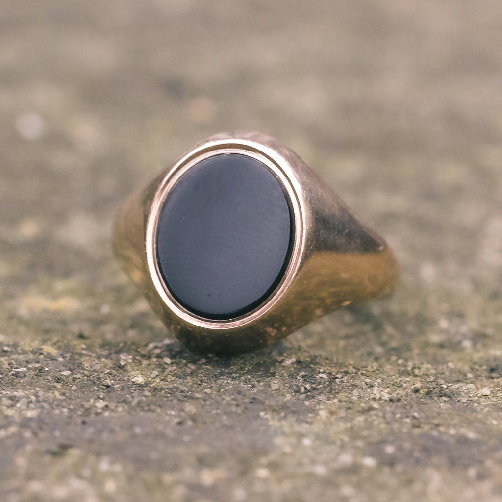 1970s Oval Onyx Signet Ring - Lost Owl Jewelry