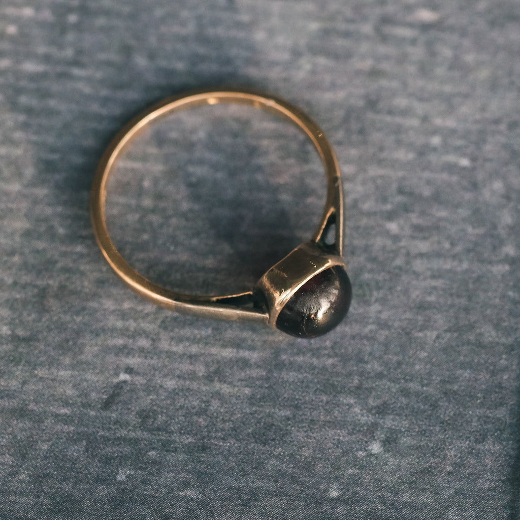 Art Deco Garnet Cabochon Ring - Lost Owl Jewelry