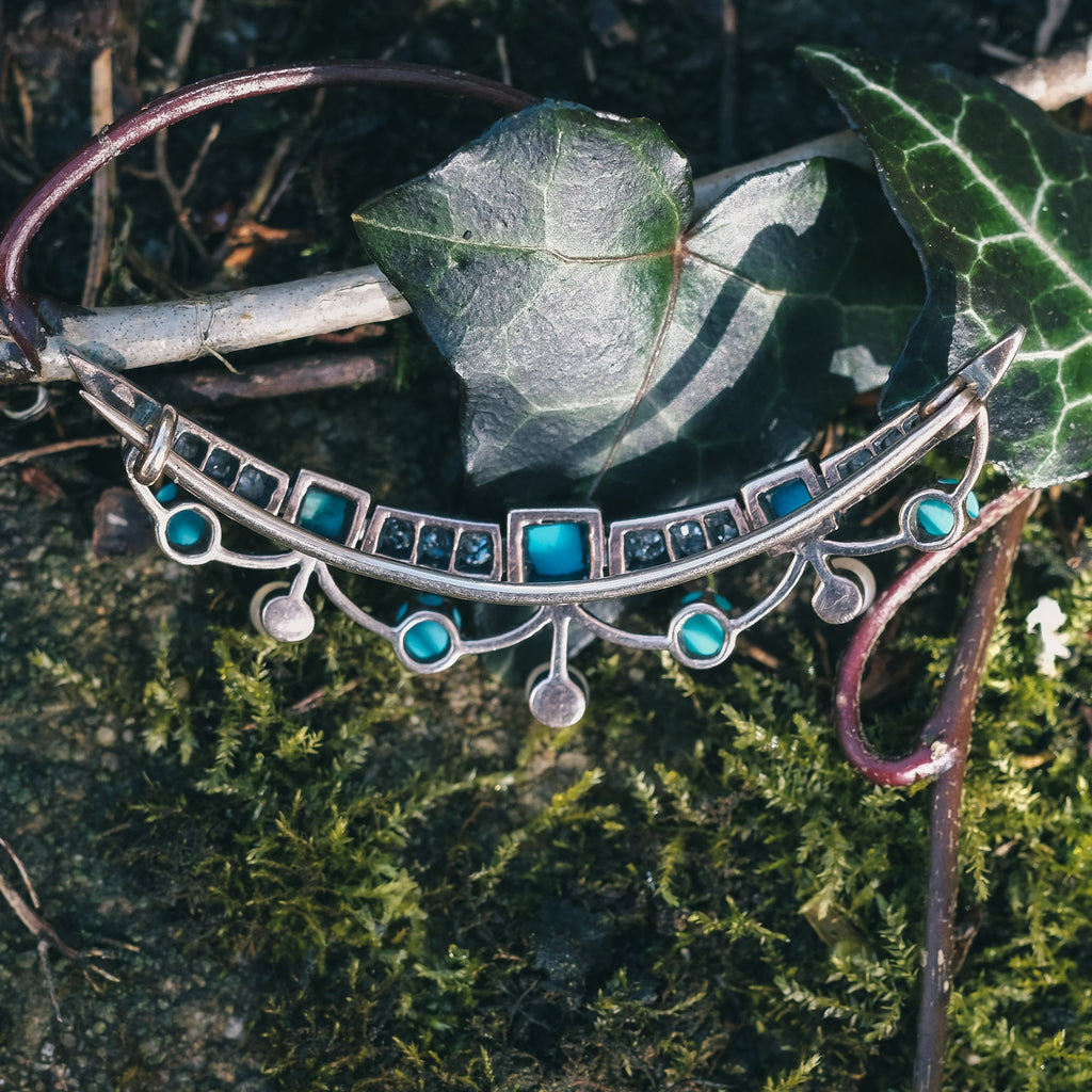 Victorian Crescent Moon Brooch - Lost Owl Jewelry