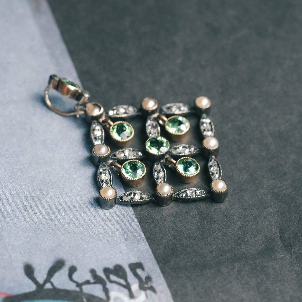 Victorian Green & White Necklace - Lost Owl Jewelry