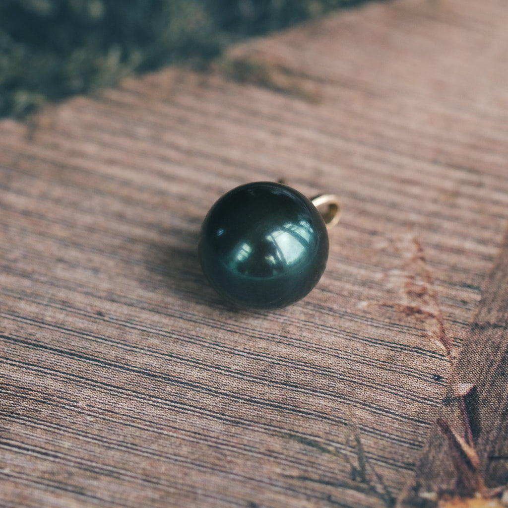 Vintage Black Pearl Pendant - Lost Owl Jewelry