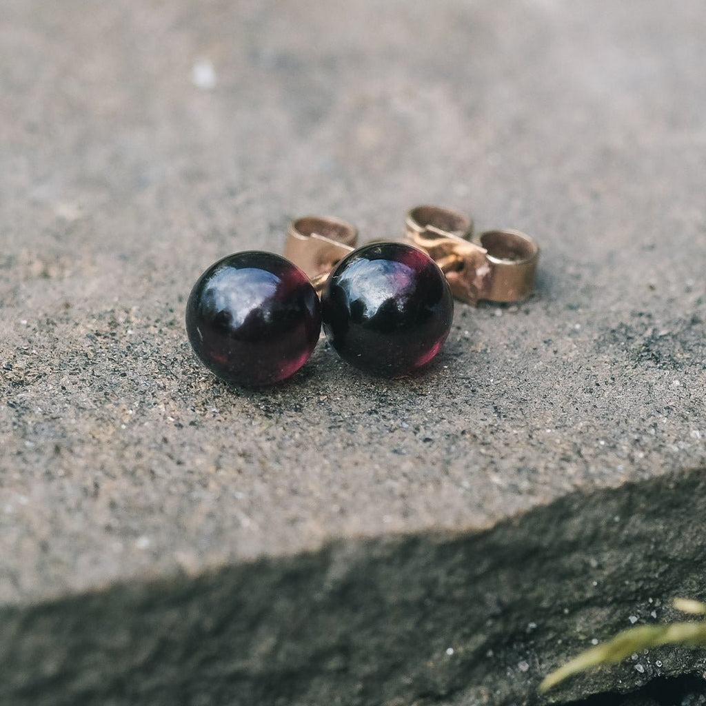 Vintage Garnet Stud Earrings - Lost Owl Jewelry