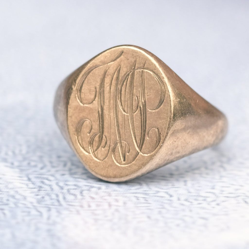 Vintage Oval Signet Ring - Lost Owl Jewelry