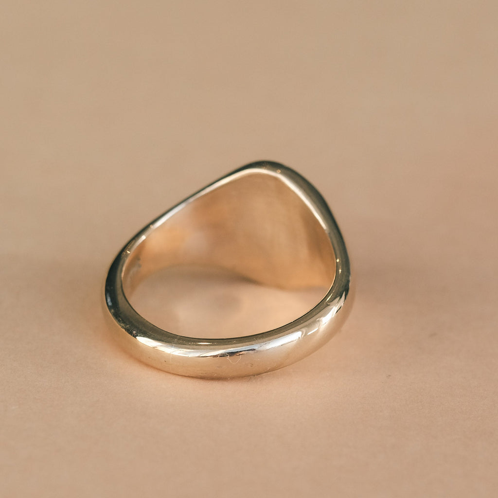 Vintage Oval Signet Ring - Lost Owl Jewelry