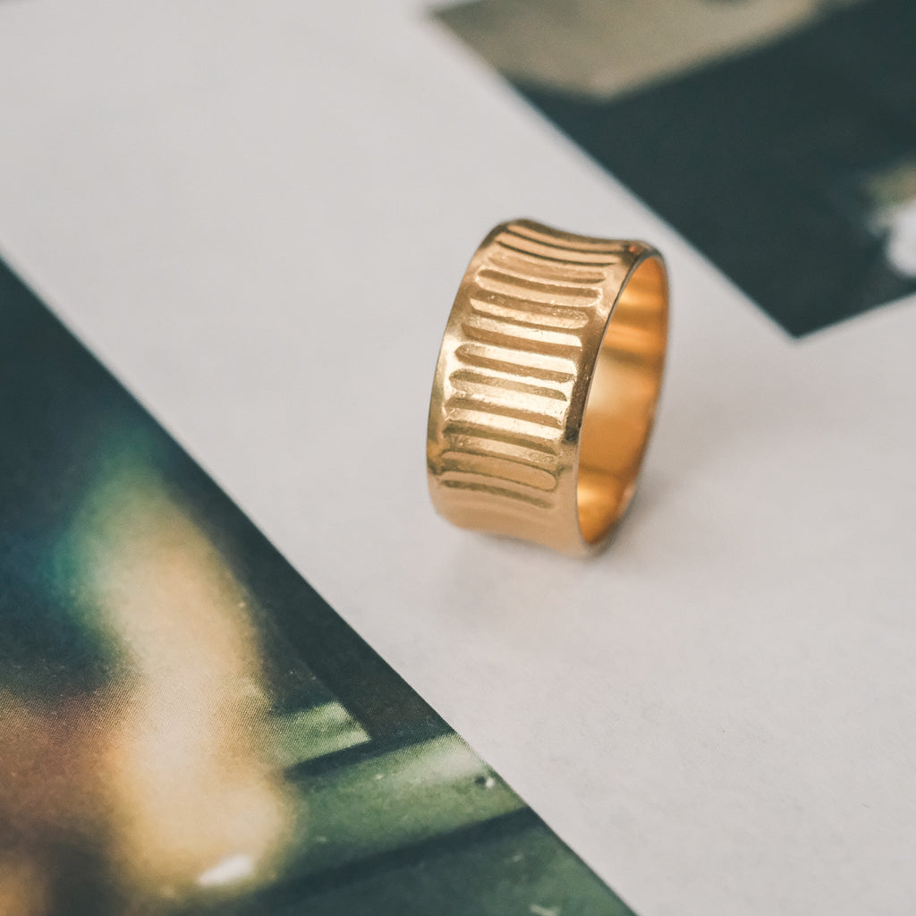 1964 22ct Gold Fluted Band – Lost Owl Jewelry