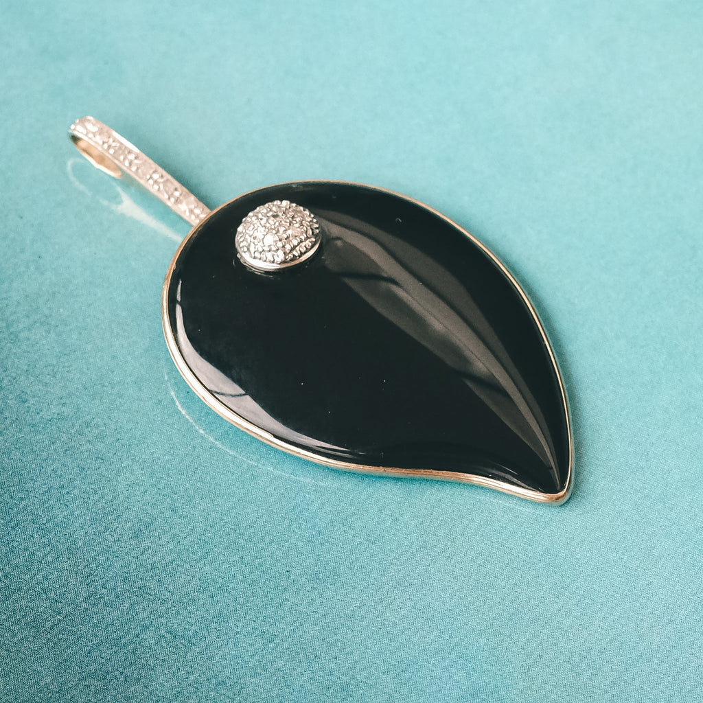 1970s Black Witch's Heart Pendant - Lost Owl Jewelry