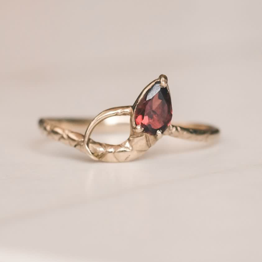 1989 Garnet Snake Ring - Lost Owl Jewelry