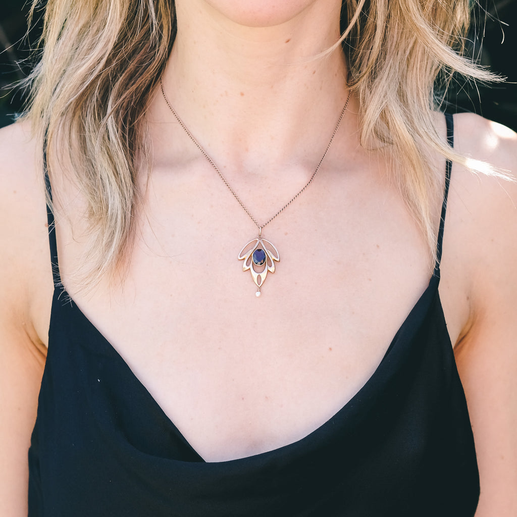 Art Nouveau Garnet Lavalière Pendant - Lost Owl Jewelry