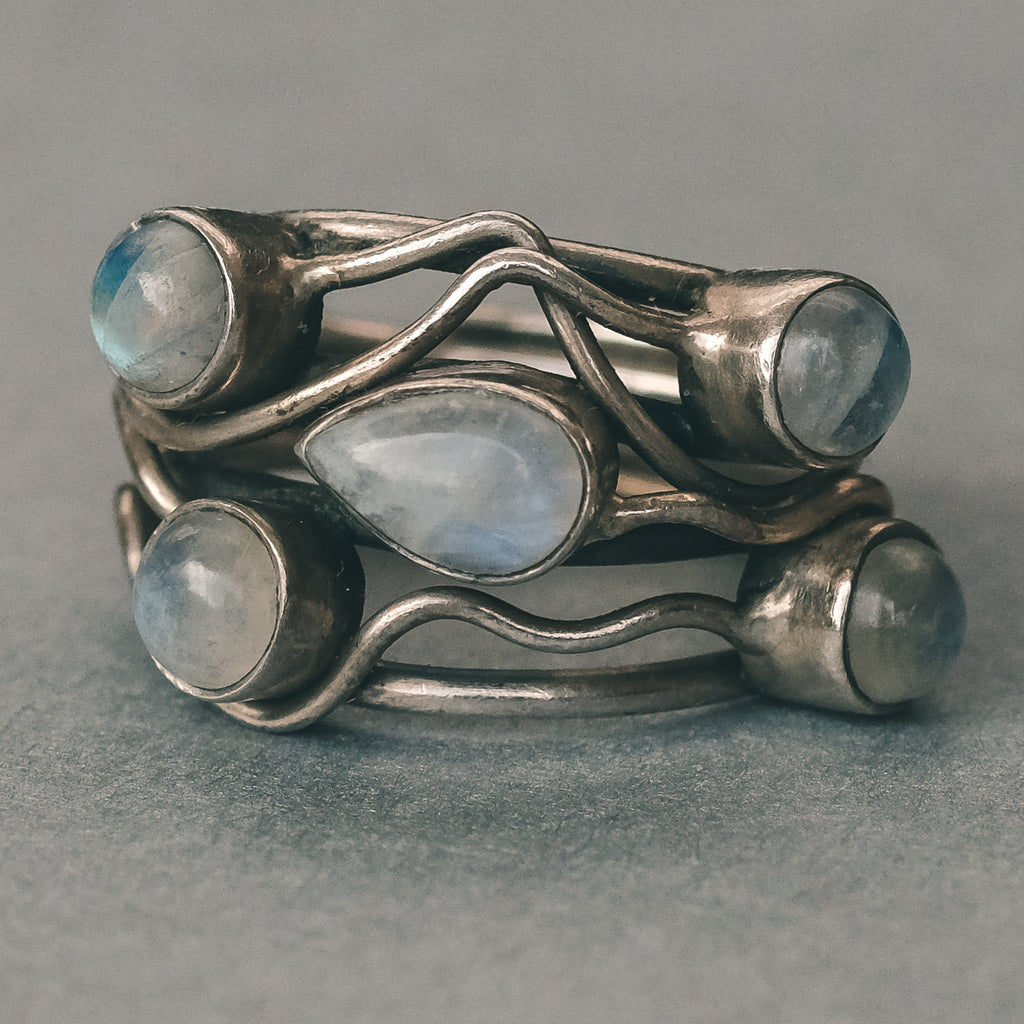 Modernist Labradorite Leaves Ring - Lost Owl Jewelry