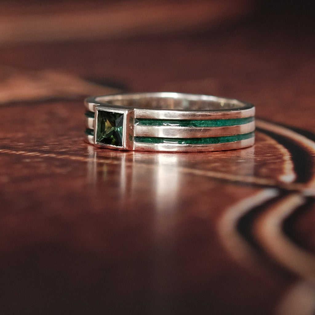 THE MORRÍGAN RING - Lost Owl Jewelry