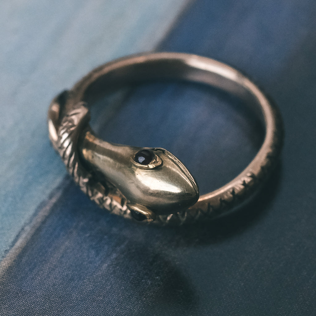 Victorian Cross-Hatched Snake Ring – Lost Owl Jewelry