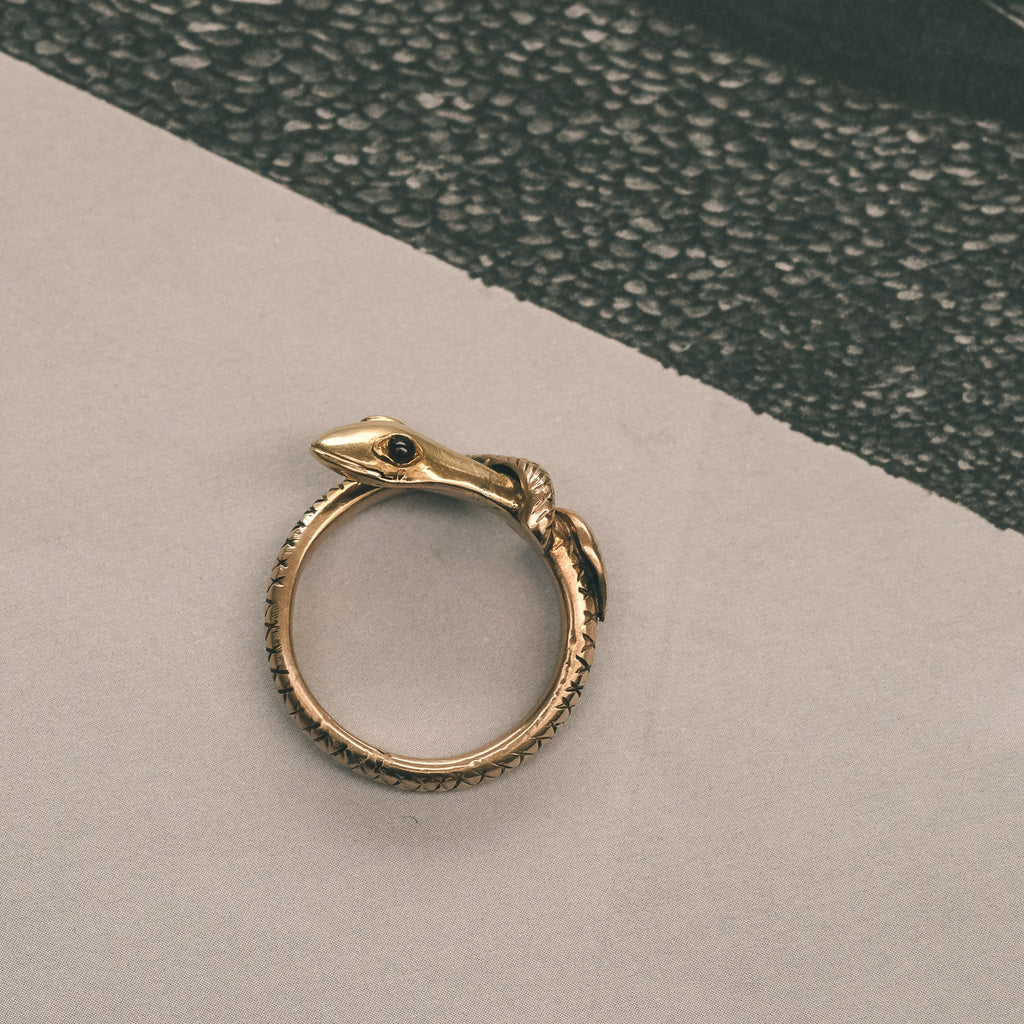 Victorian Cross-Hatched Snake Ring – Lost Owl Jewelry