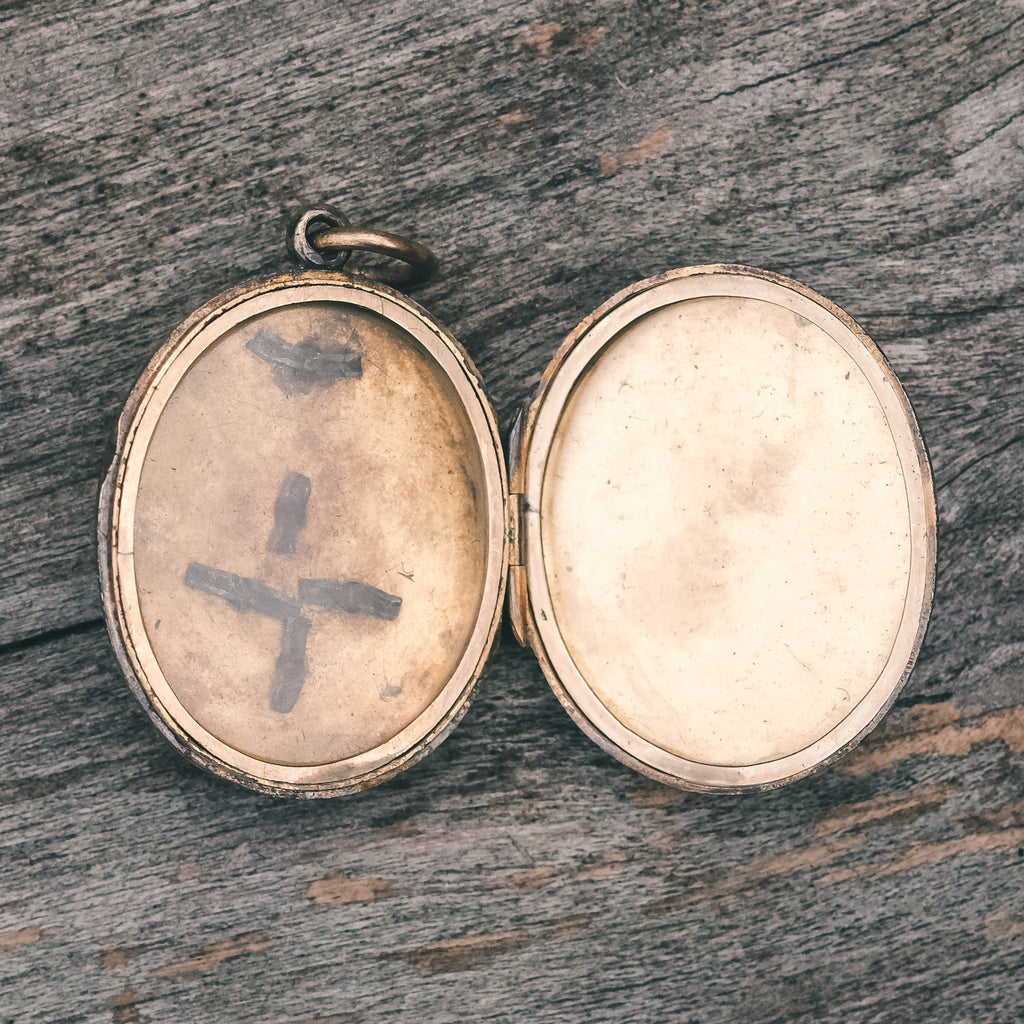 Victorian Scallop Shell Locket - Lost Owl Jewelry