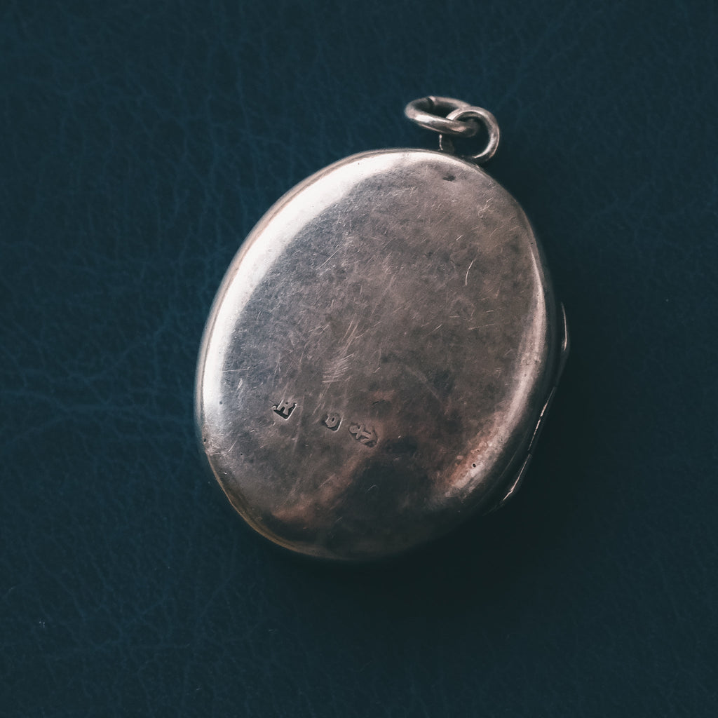 Victorian Silver Ivy Locket - Lost Owl Jewelry